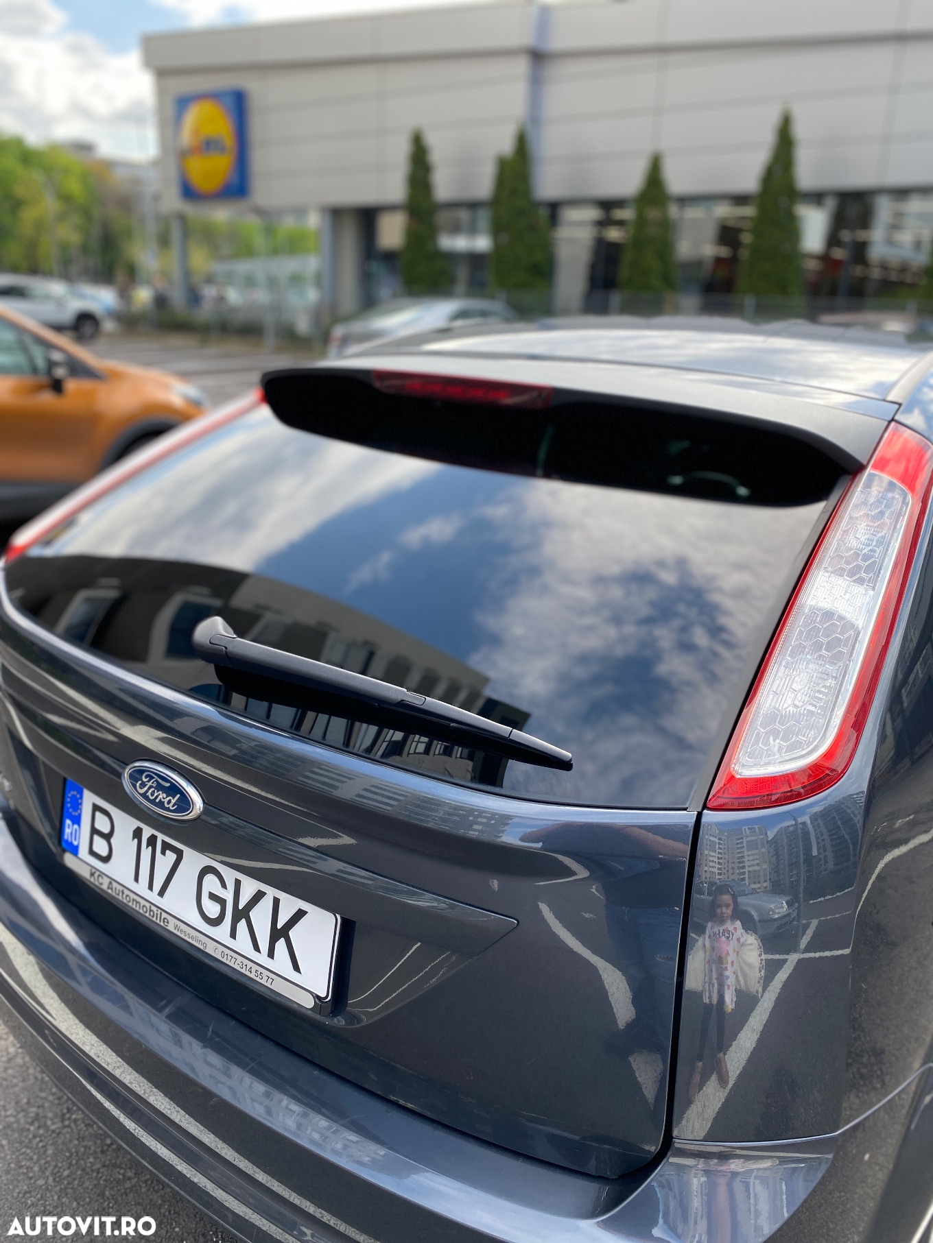 Ford Focus 1.6i Trend - 21