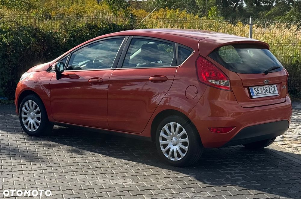Ford Fiesta - 12