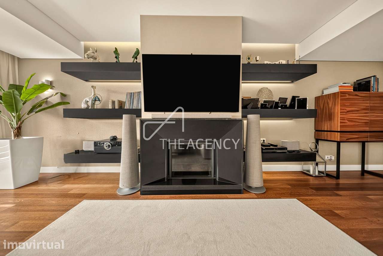 T3 Duplex na Quinta da Marinha: A Definição de Luxo e Exclusividade em - Grande imagem: 4/43