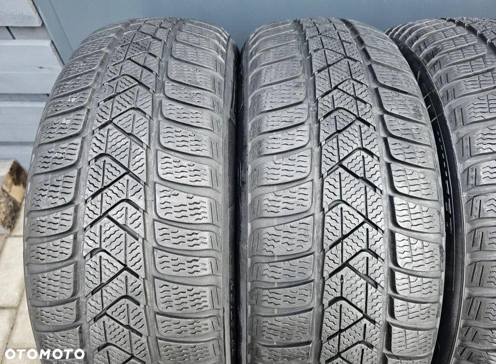Pirelli Winter SottoZero 3 205/60R17 93 H BMW - 3