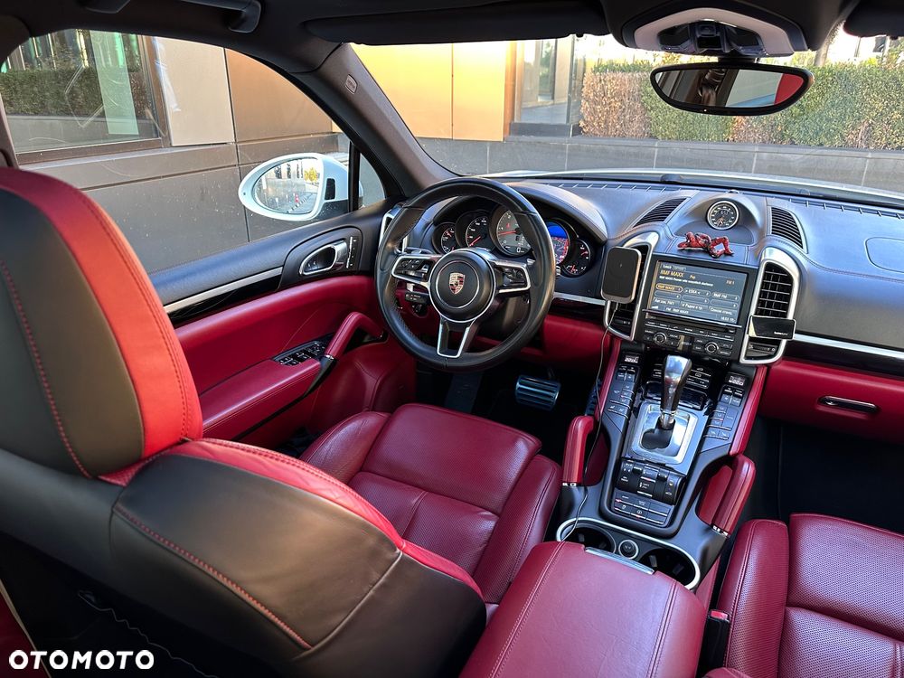 Porsche Cayenne S Diesel - 15