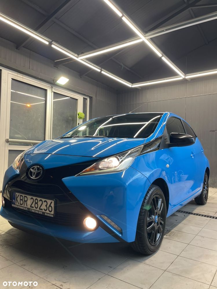 Toyota Aygo x-clusiv - 6