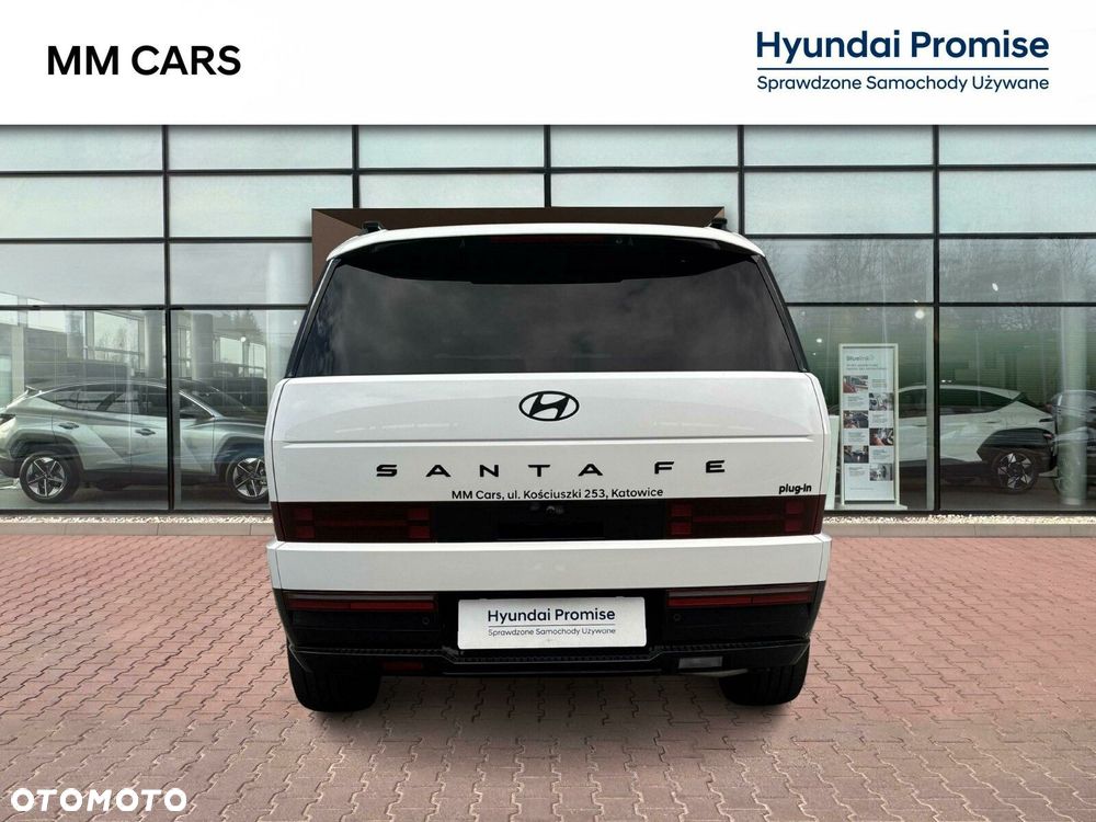 Hyundai Santa Fe - 4