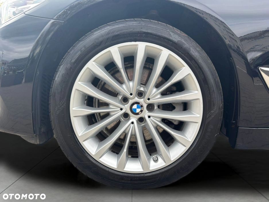BMW Seria 5 520d Luxury Line - 7