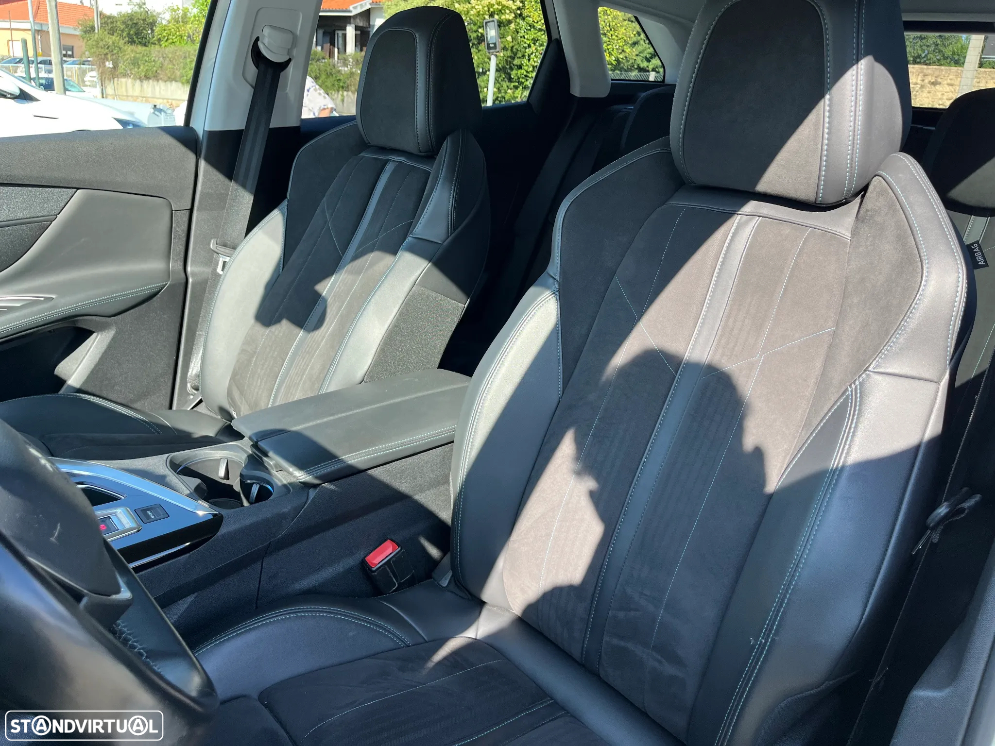 Peugeot 3008 PureTech 130 Stop & Start GPF EAT8 Crossway - 9