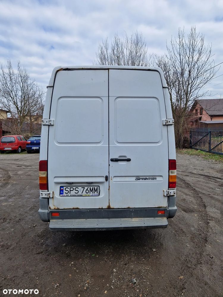 Mercedes-Benz Sprinter - 3