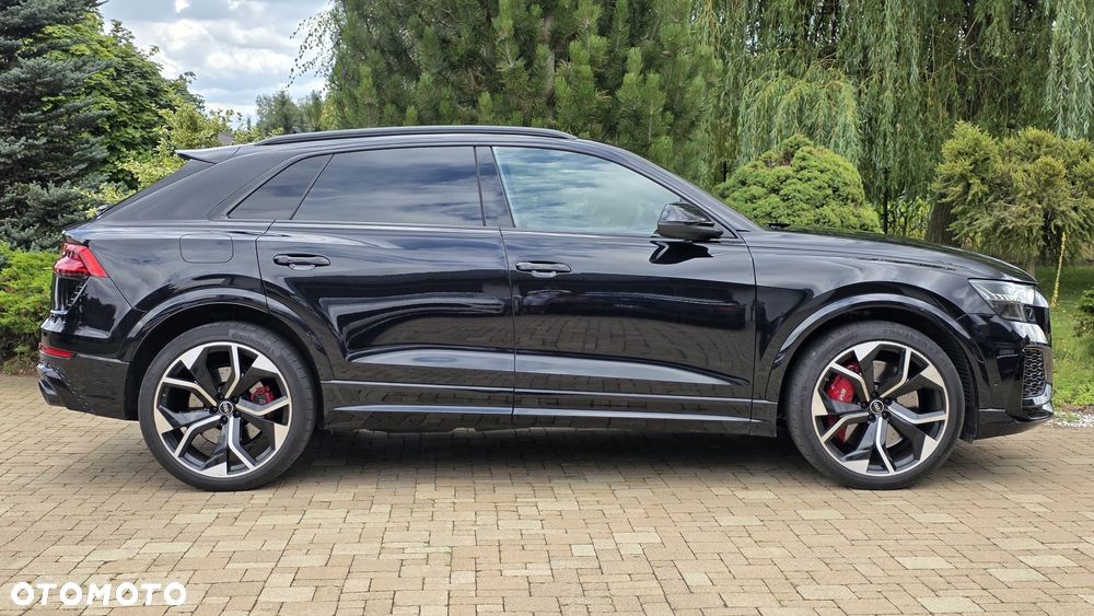 Audi RS Q8 - 4