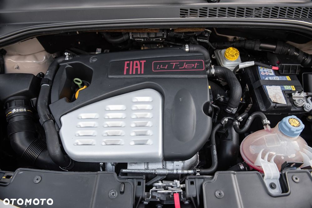 Fiat 500L 1.4 T-Jet 16V Lounge - 34