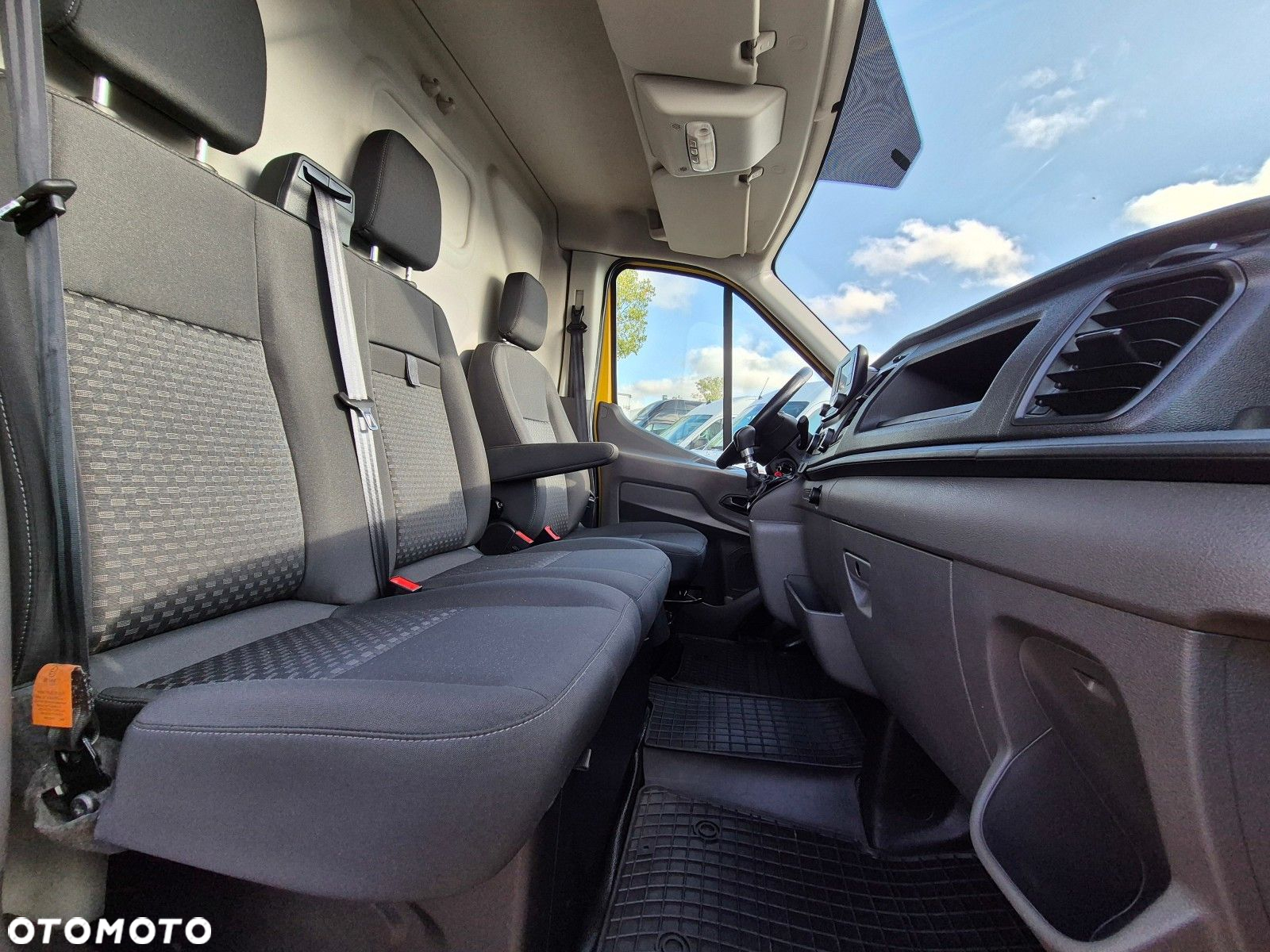 Ford Transit L3H2 *69900zł NETTO* 2,0 TdCi/131KM - 28