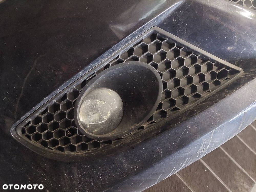 ZDERZAK PRZÓD USZKODZONY NA CZĘŚCI SEAT LEON II LC9Z - 2