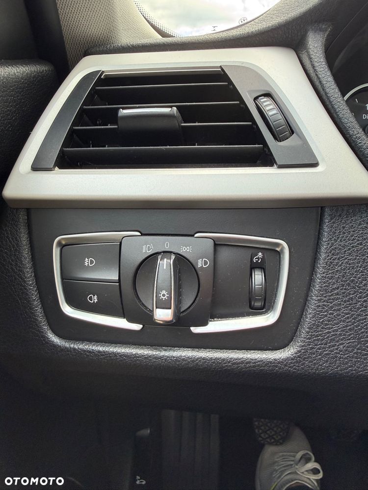 BMW Seria 3 320d Efficient Dynamics Edition - 20