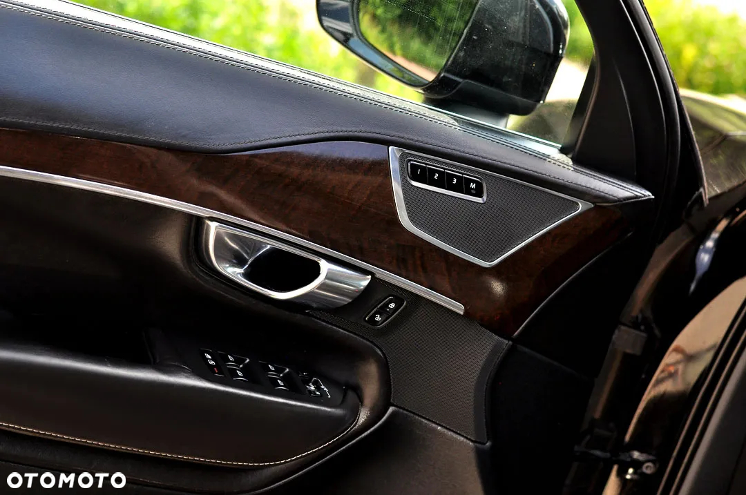 Volvo XC 90 D5 AWD Inscription 7os - 18