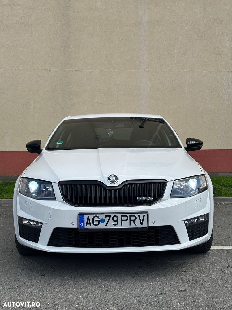 Skoda Octavia 2.0 TDI DSG RS - 14