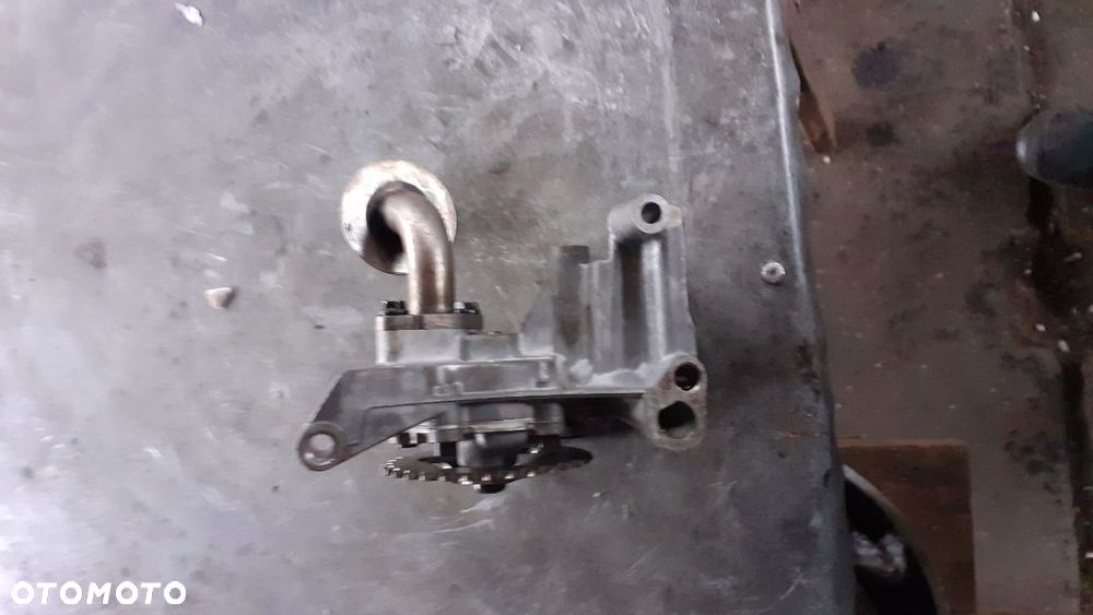 Pompa oleju audi 1.8 turbo - 3