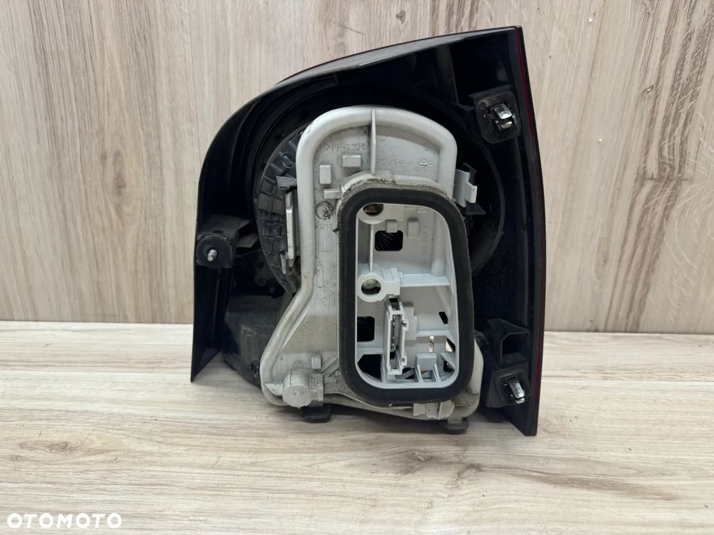 Lampa tylna lewa Vw Polo 9N Lift Europa - 3