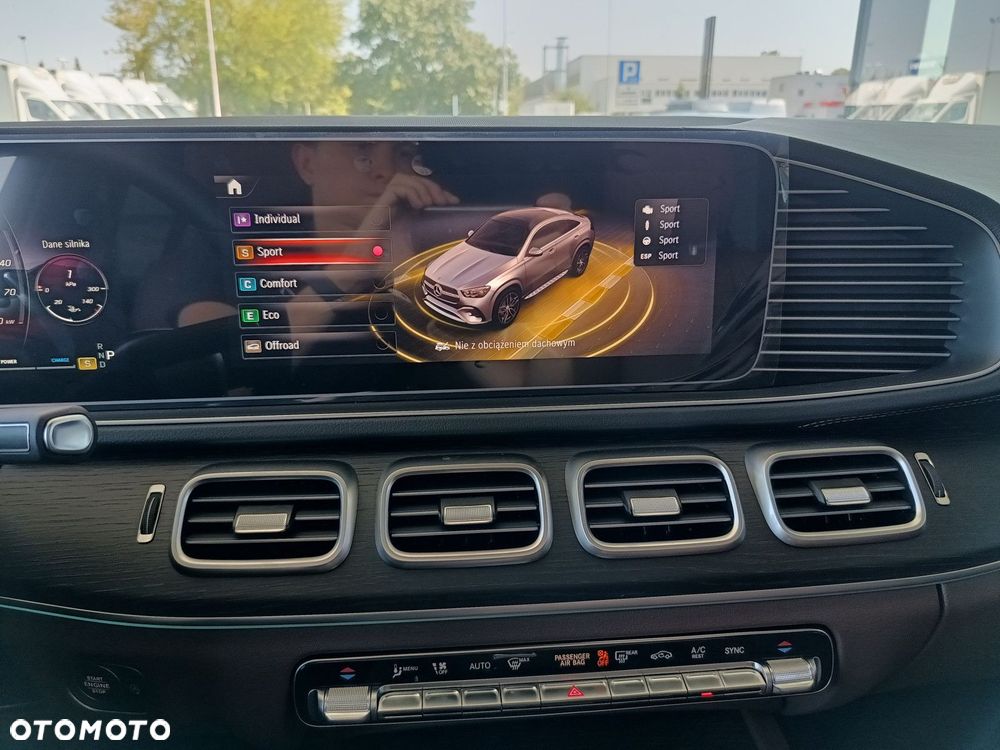 Mercedes-Benz GLE - 29