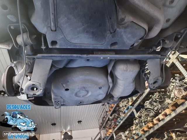 CHARRIOT TRASEIRO AUDI A3 2003 - - 3