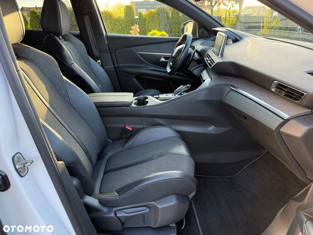 Peugeot 3008 - 22
