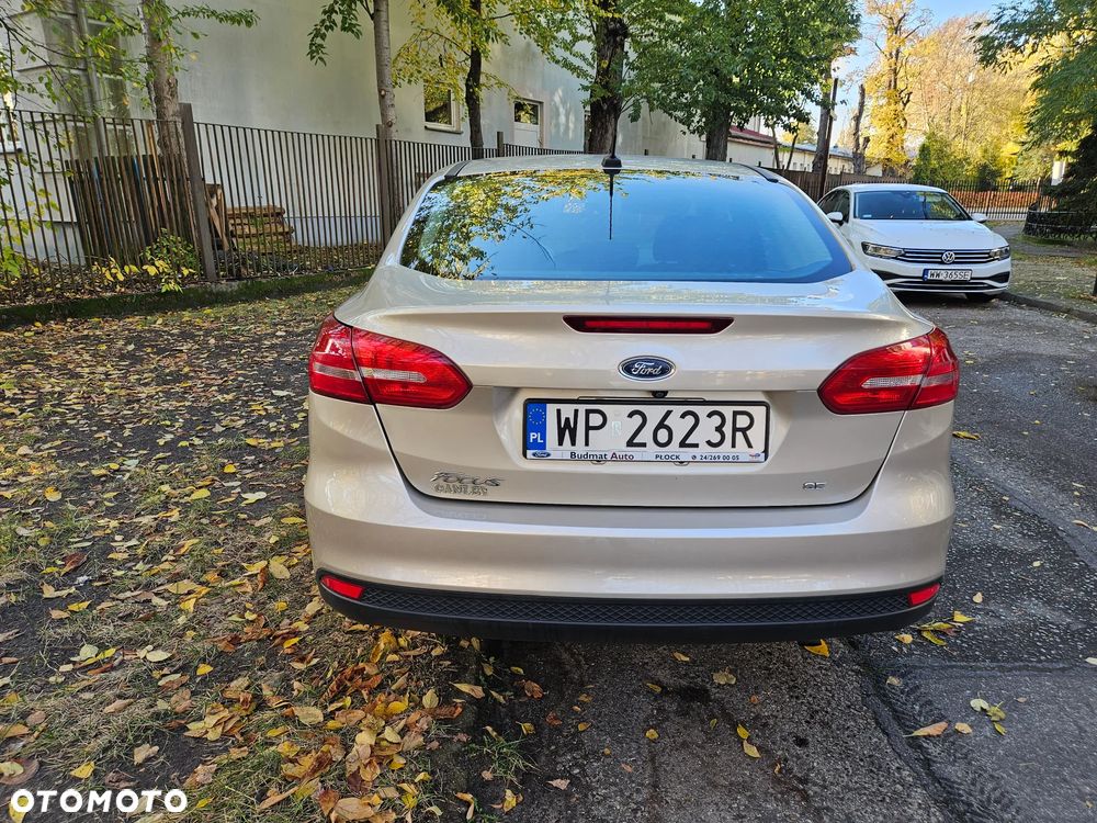 Ford Focus - 8