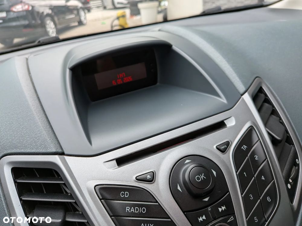 Ford Fiesta - 16