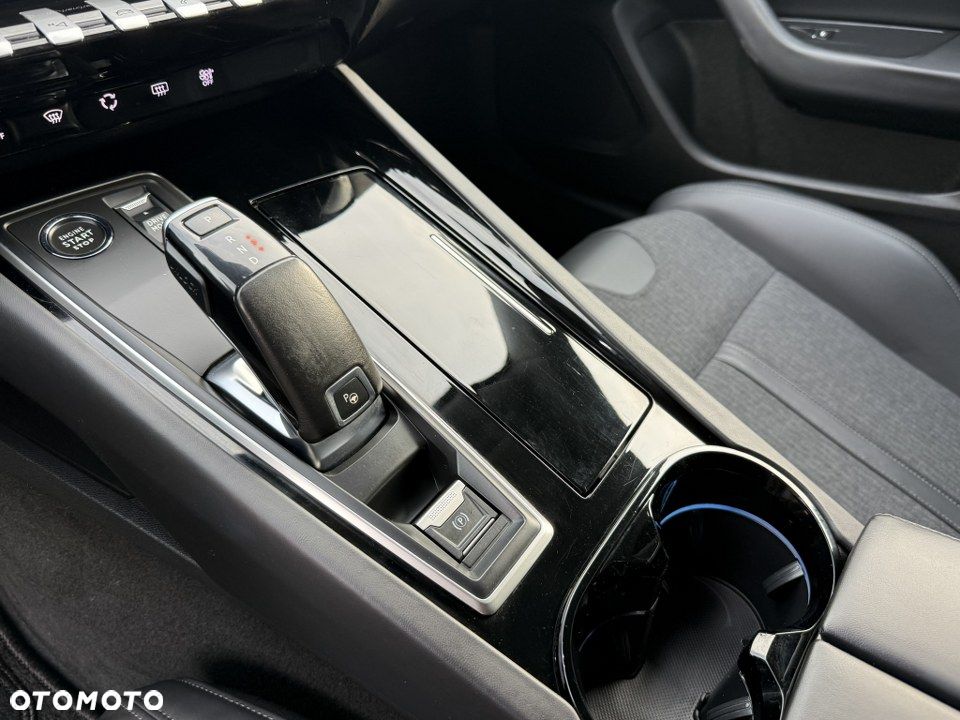 Peugeot 508 1.6 PureTech Allure Pack S&S EAT8 - 26