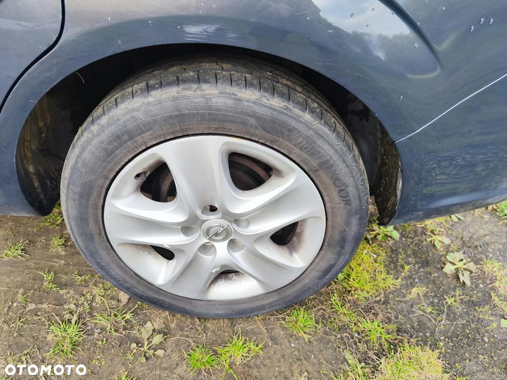 Opel Zafira 2014 photo 4