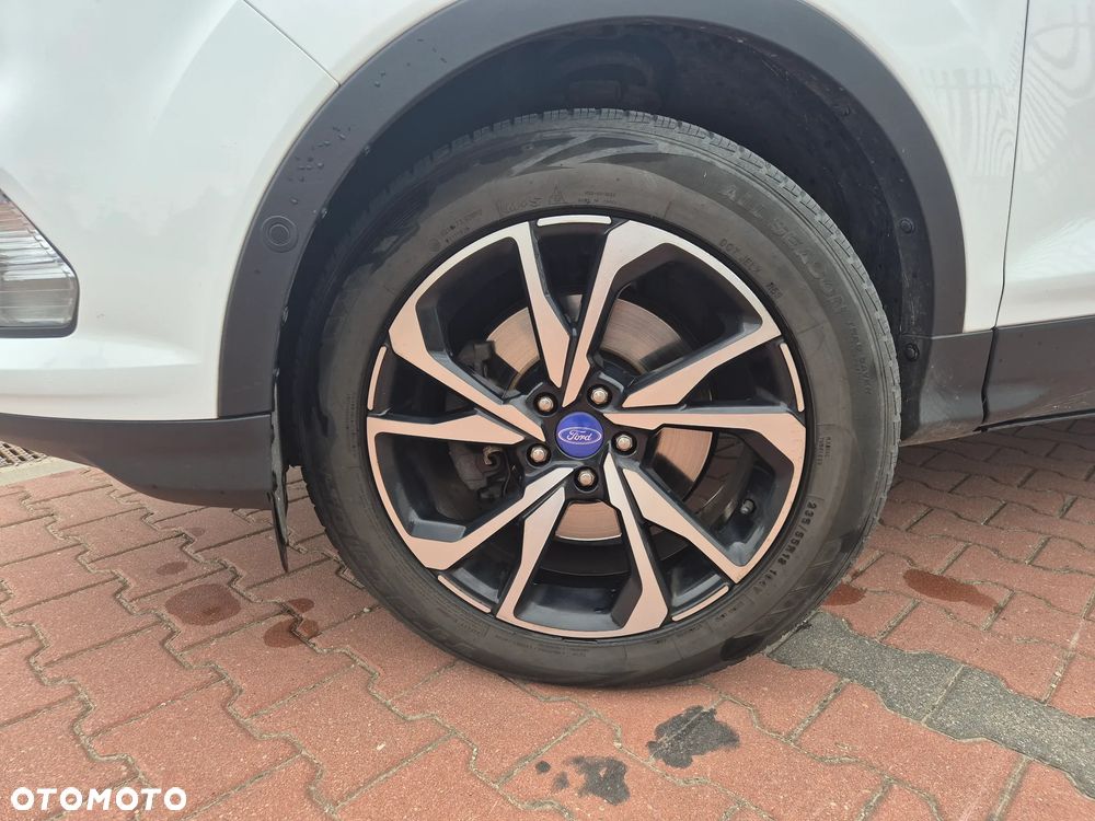 Ford Kuga - 7
