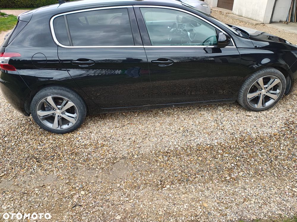 Peugeot 308 1.6 e-HDi Allure S&S - 3