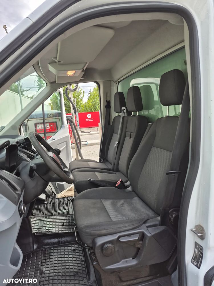 Ford Transit - 27
