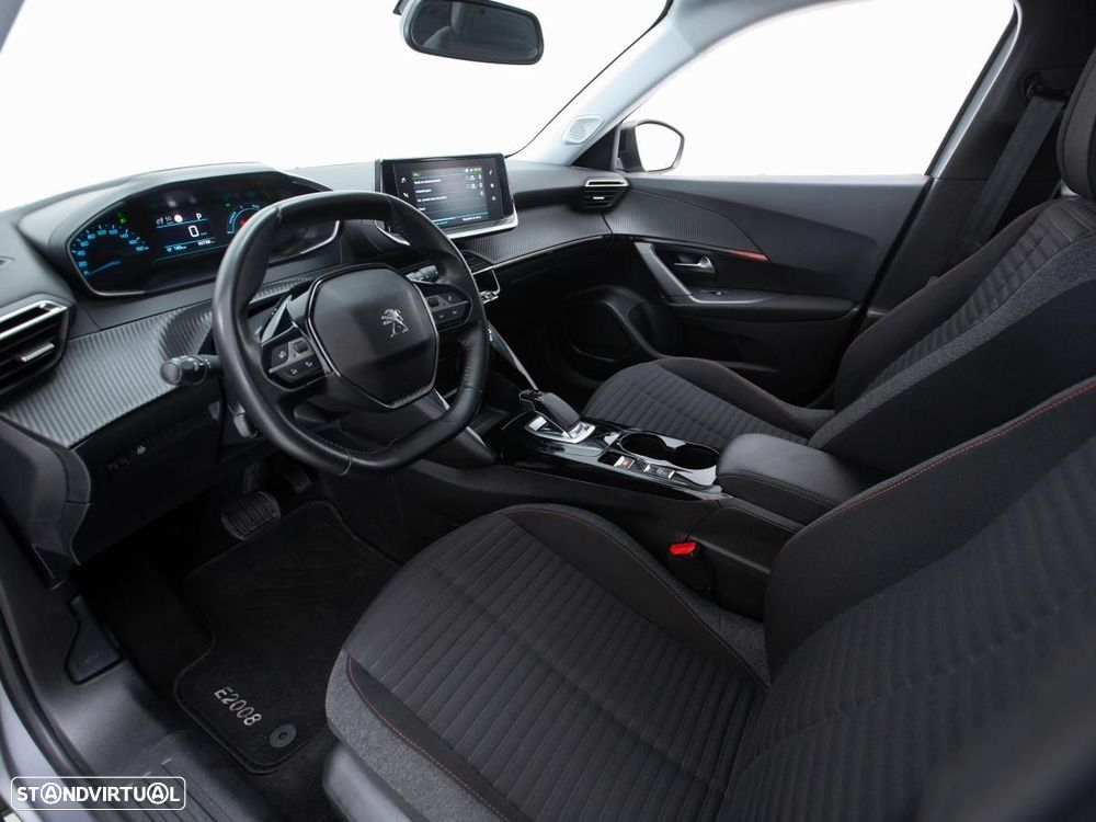 Peugeot e-2008 50 kWh Active Pack - 7
