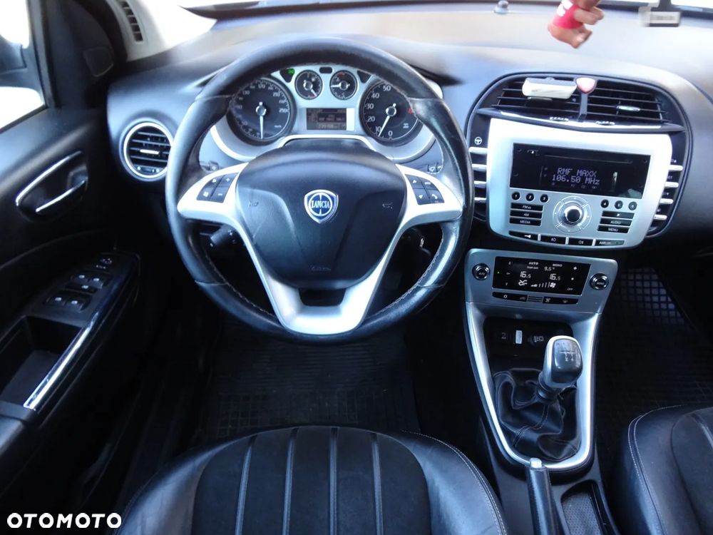 Alfa Romeo Giulietta 1.4 TB 16V - 21