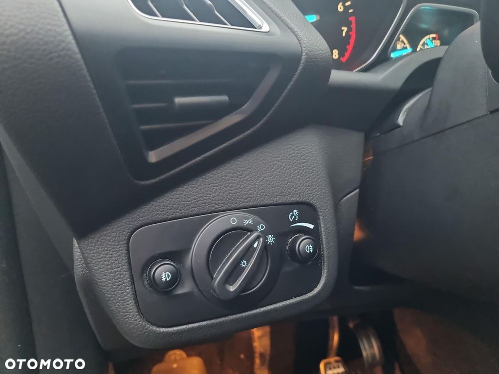 Ford Kuga 1.5 EcoBoost FWD Trend ASS - 21