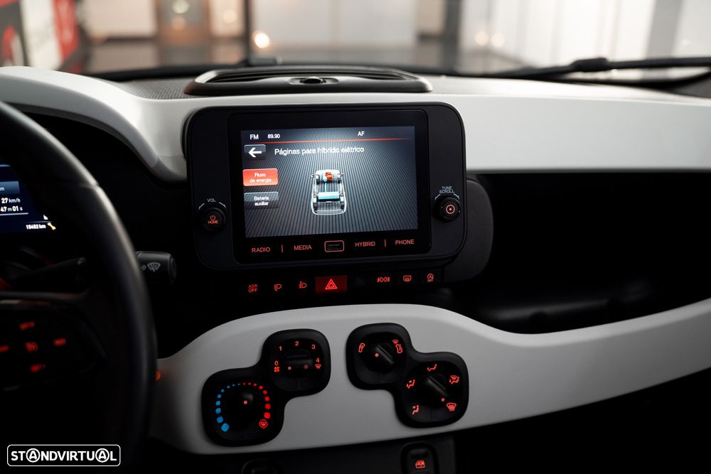 Fiat Panda 1.0 Hybrid Pandina - 16