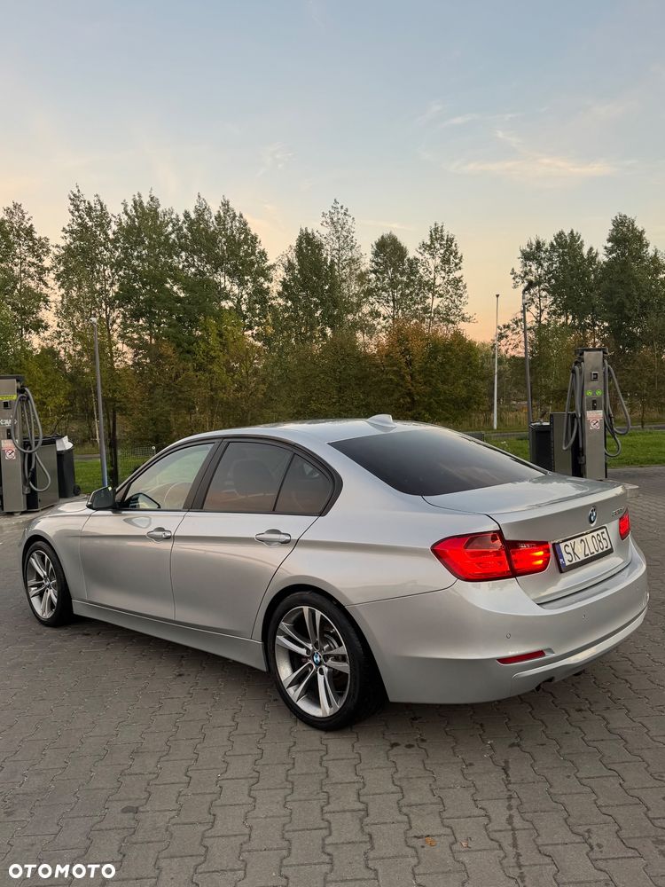 BMW Seria 3 320d Eff.Dynamics Sport Line - 15