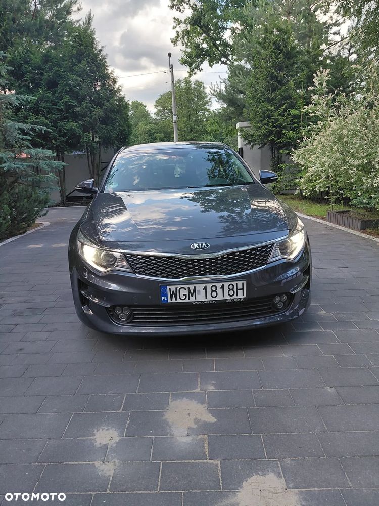 Kia Optima - 1