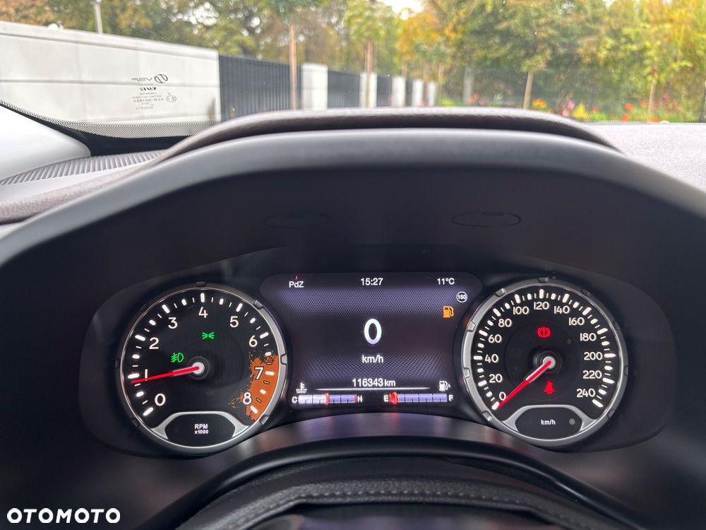 Jeep Renegade 1.4 MultiAir Limited - 23