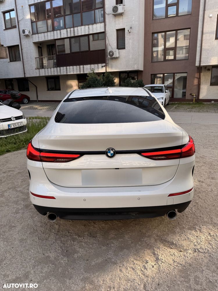 BMW Seria 2 218d AT - 7