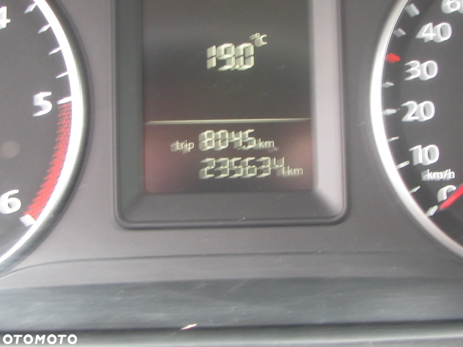 Volkswagen Caddy - 18