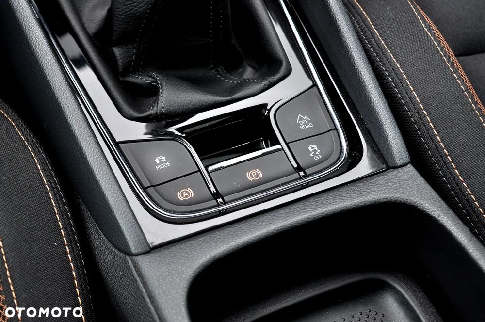 Skoda Karoq 2.0 TDI SCR 4x4 Scout - 29