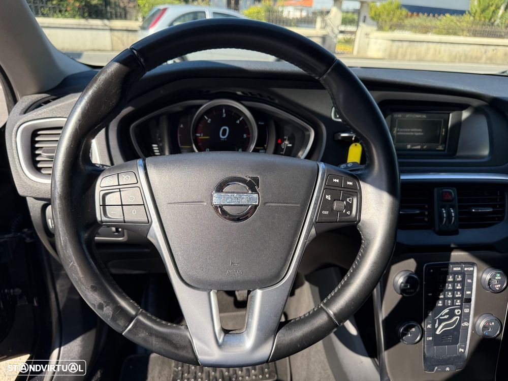 Volvo V40 1.6 D2 Eco Momentum - 24