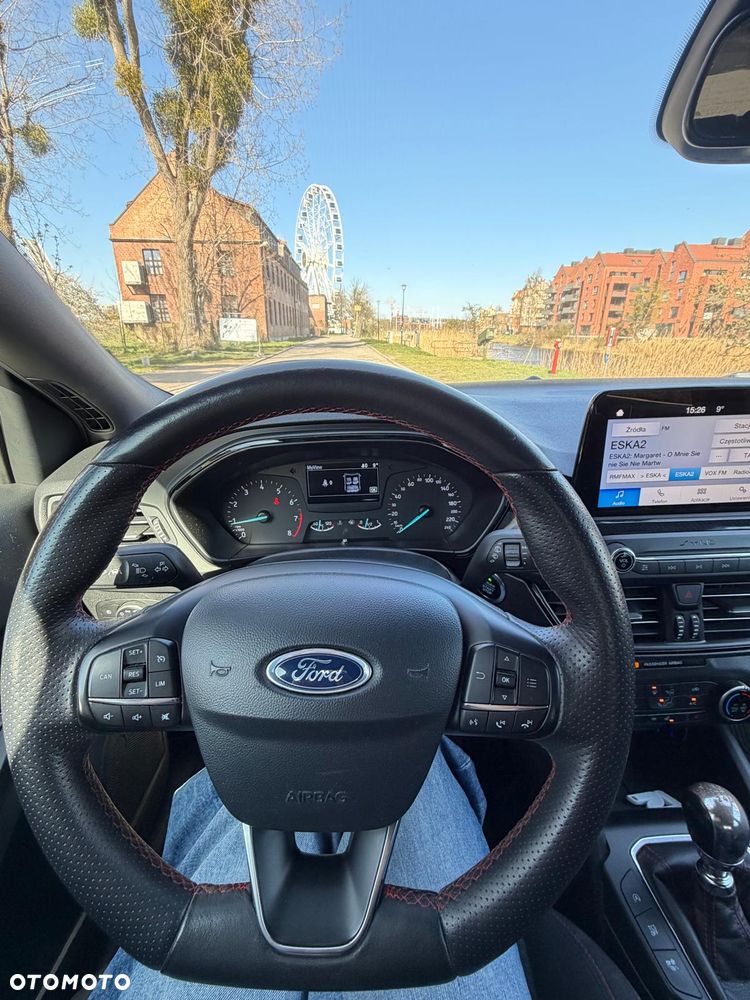 Ford Focus - 8