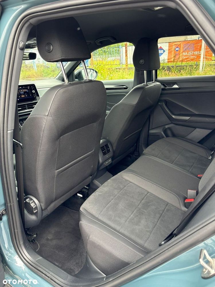 Volkswagen T-Roc - 28