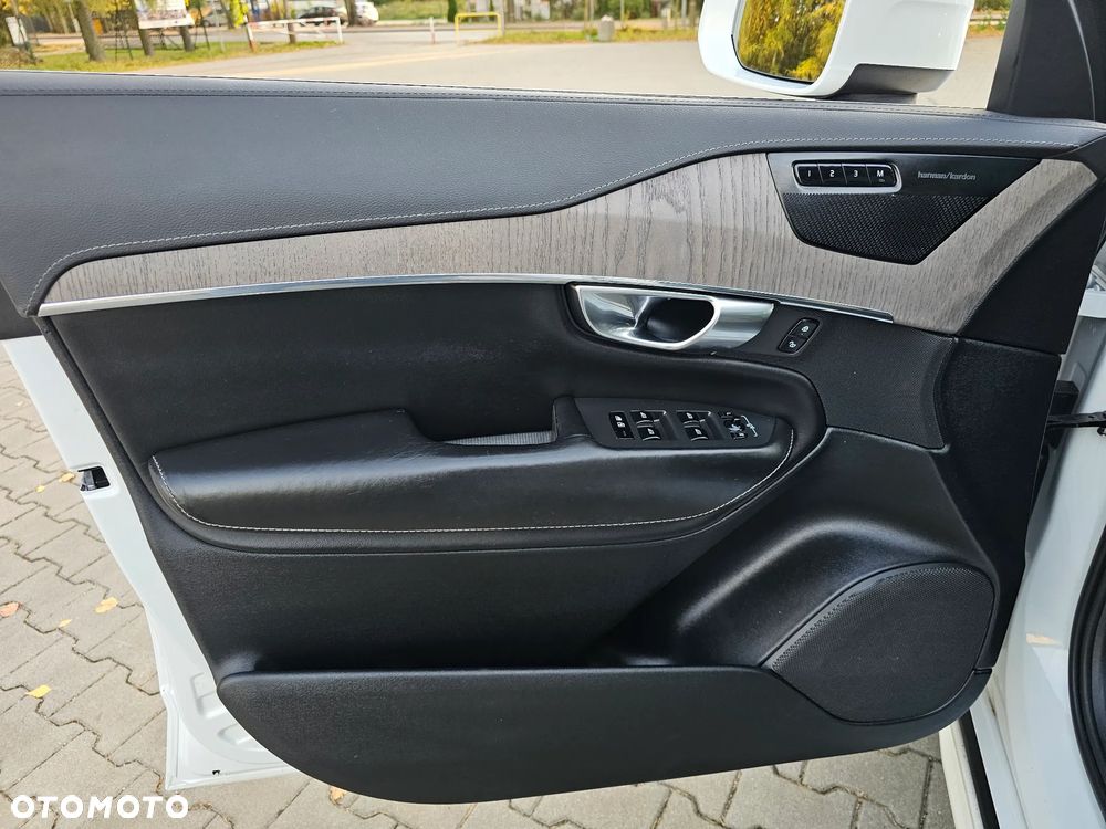 Volvo XC 90 - 27
