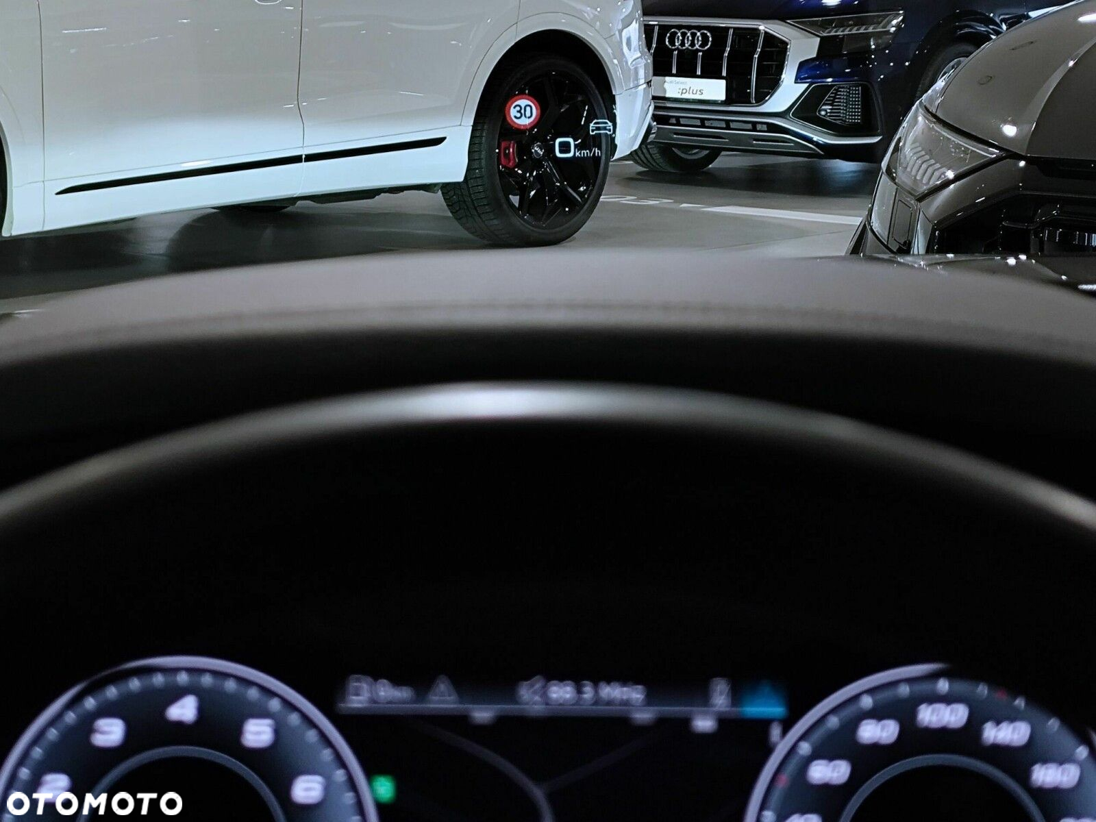 Audi S8 - 16