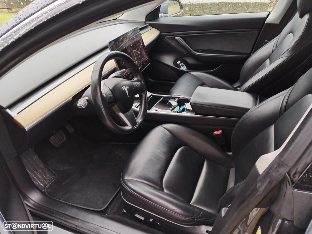 Tesla Model 3 Long-Range Dual Motor AWD - 12