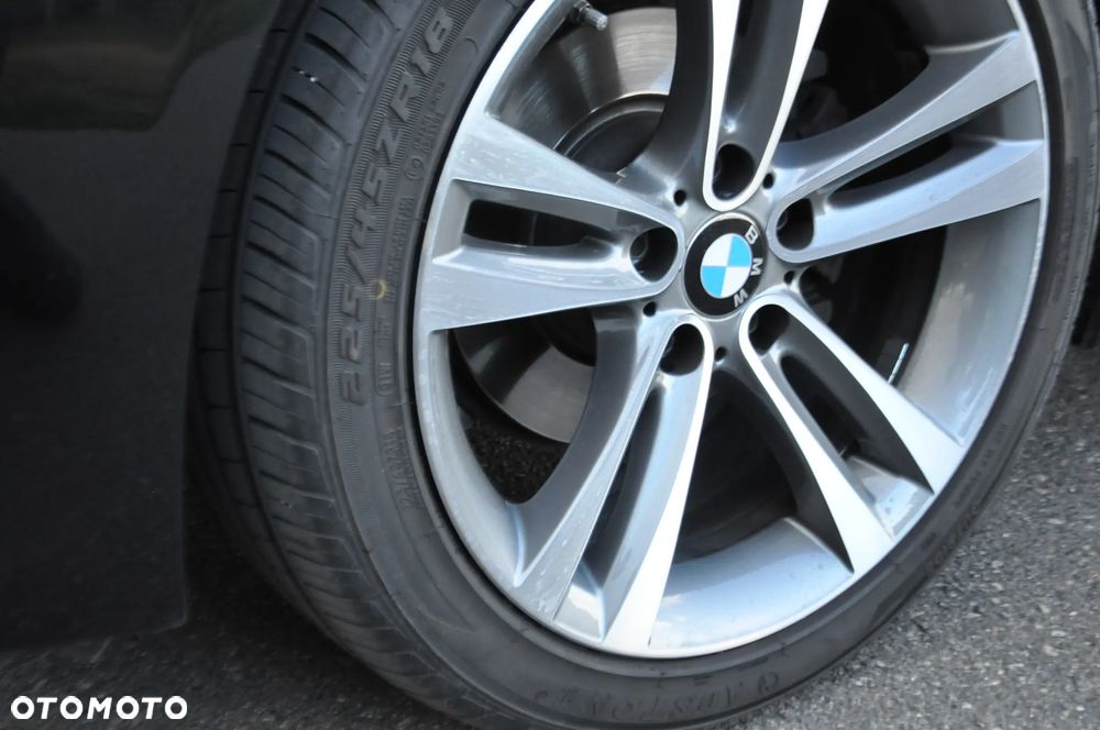 BMW Seria 3 318d Sport Line - 7