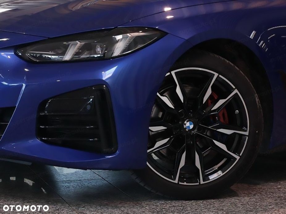 BMW Seria 4 M440i xDrive mHEV - 16