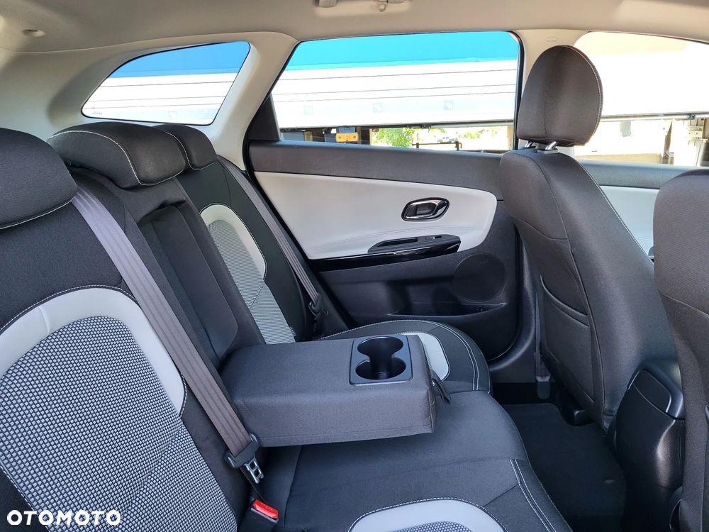 Kia Ceed 1.4 L Business Line Plus - 28