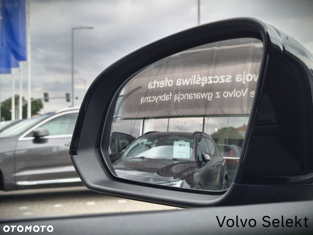 Volvo XC 40 - 33
