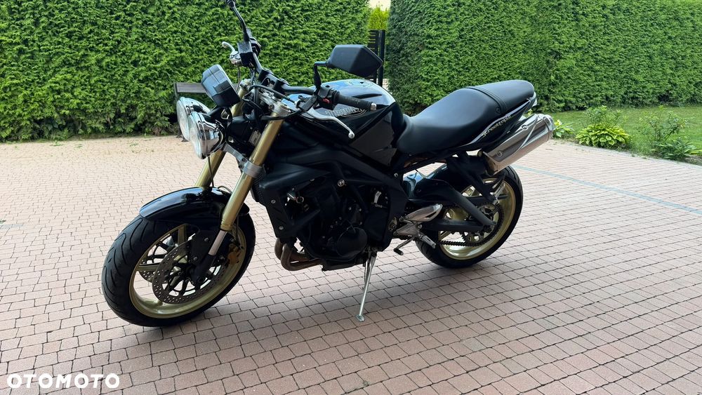 Triumph Street Triple - 3